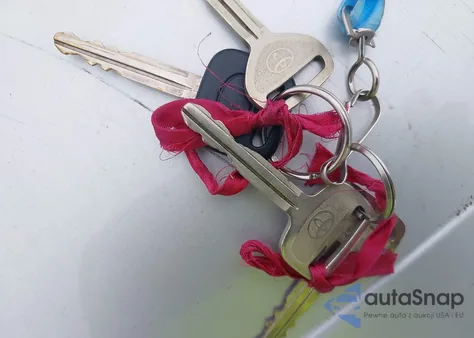 2002 Toyota Sienna Le/Xle from USA, damaged, VIN 4T3ZF13C22U467131